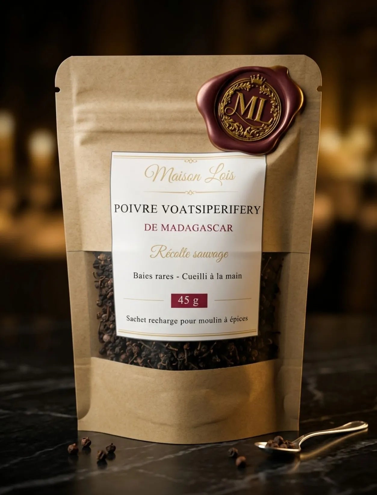 Sachet recharge éco-responsable de 45g de poivre sauvage Voatsiperifery de Madagascar, idéal pour remplir votre moulin à épices Maison Loïs.